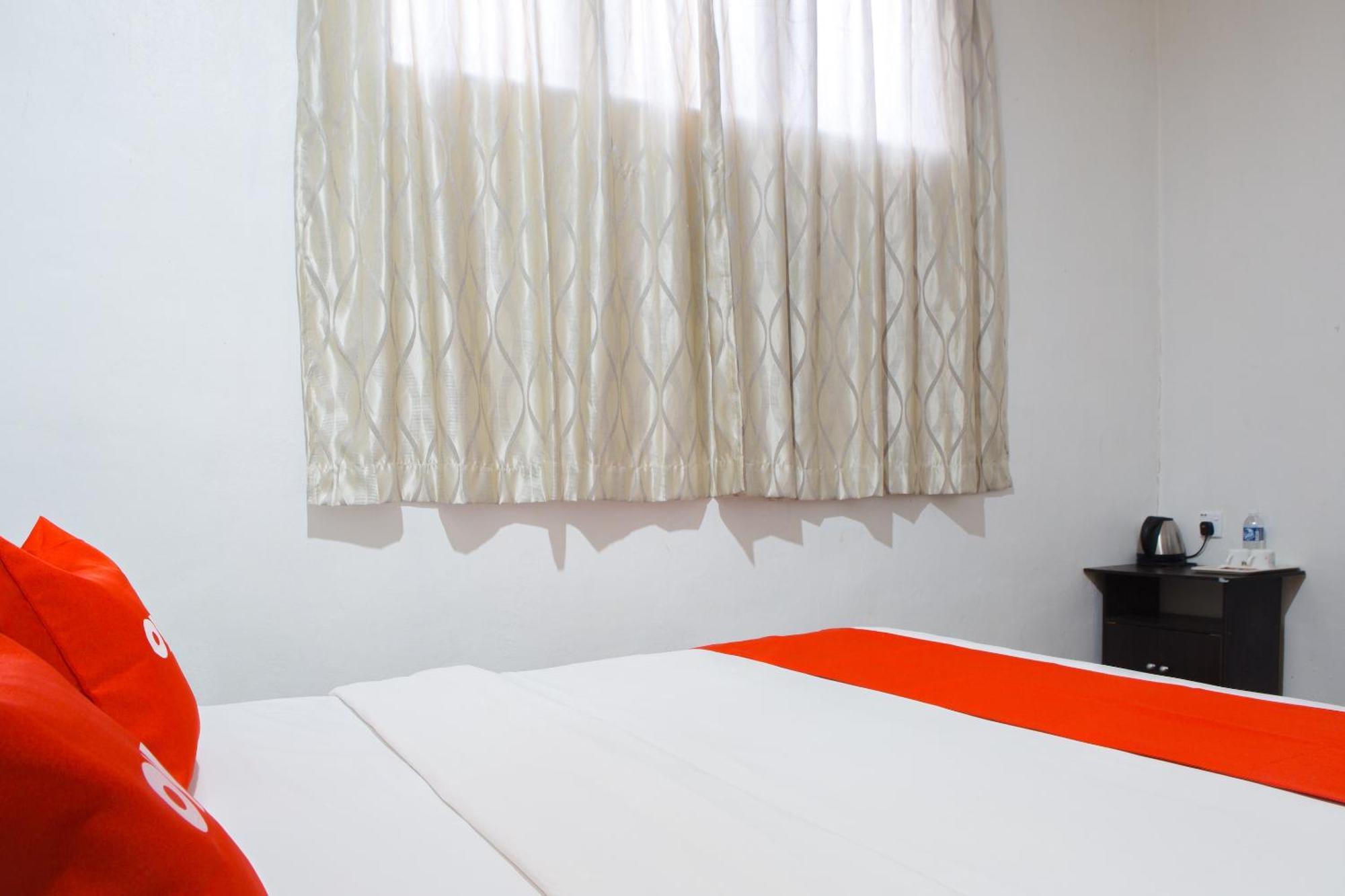 Oyo 90037 The 7 Lodge Tambunan Zewnętrze zdjęcie