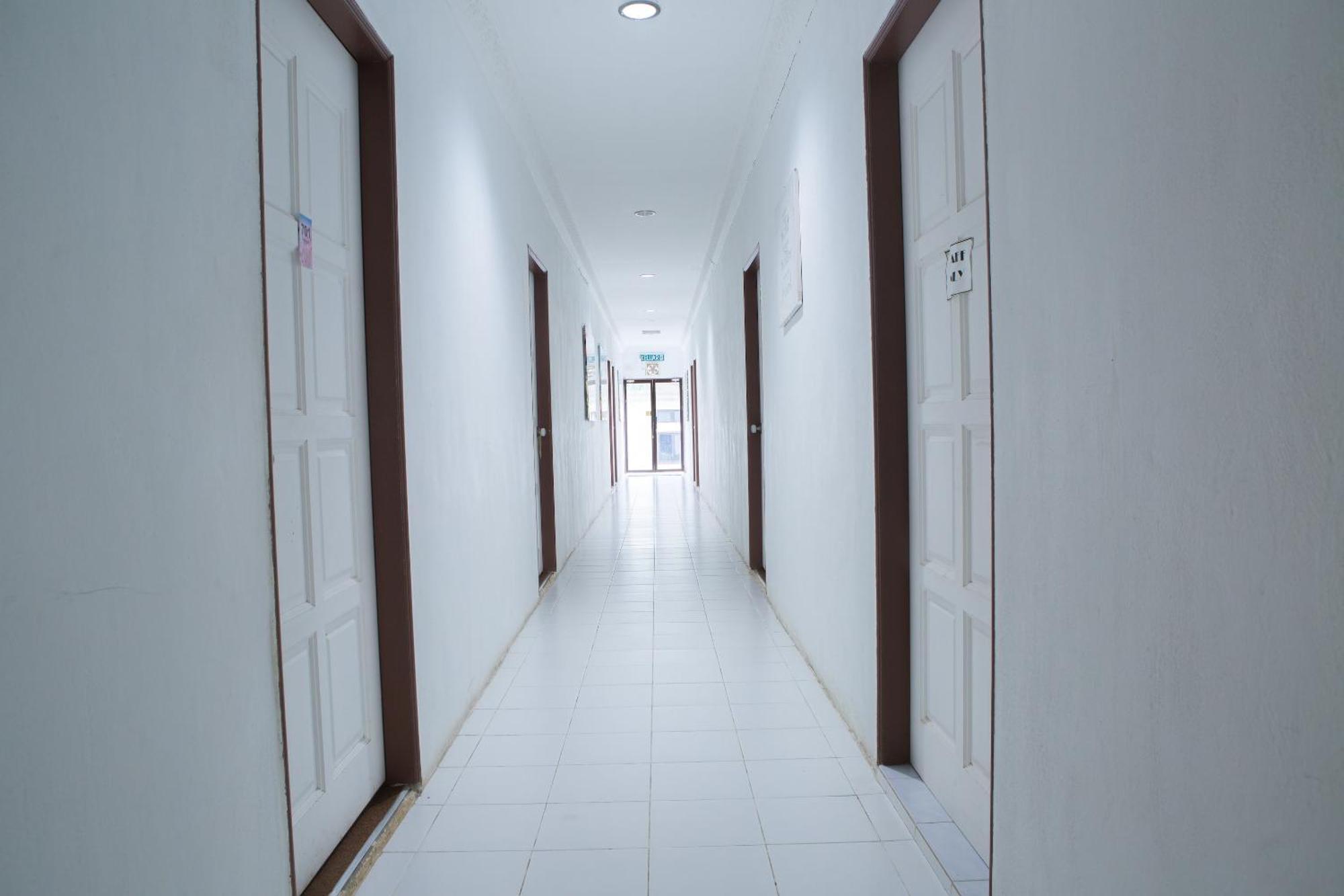 Oyo 90037 The 7 Lodge Tambunan Zewnętrze zdjęcie